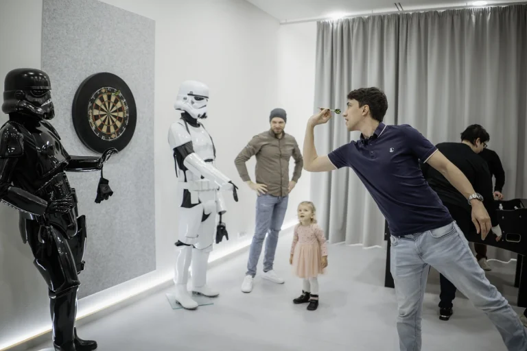 KnowLimits_Christmas_2025_FINALS (4 of 11)